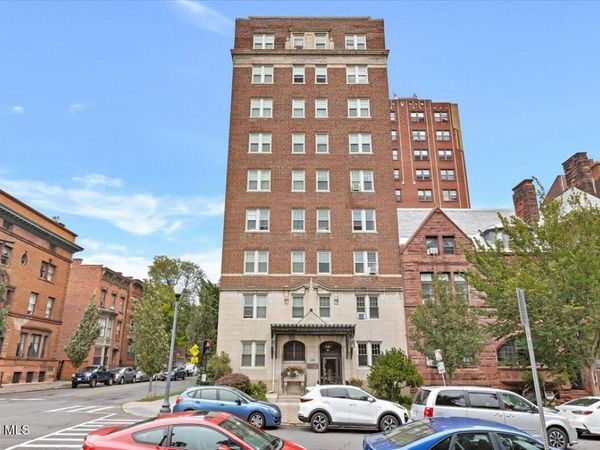 399 State Street, Unit APT 805, Albany, NY 12210