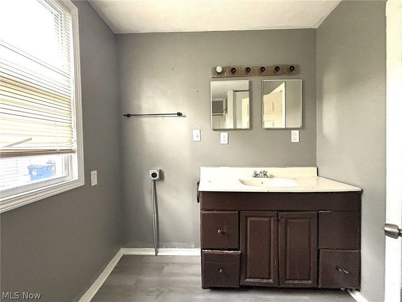 4501 Hyde Avenue, Cleveland, OH 44109 Photo 15