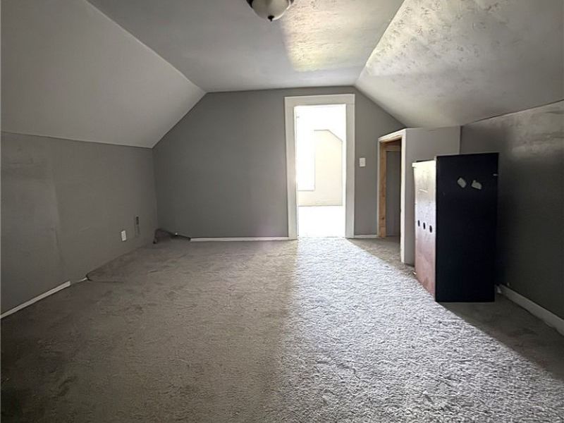 4501 Hyde Avenue, Cleveland, OH 44109 Photo 19