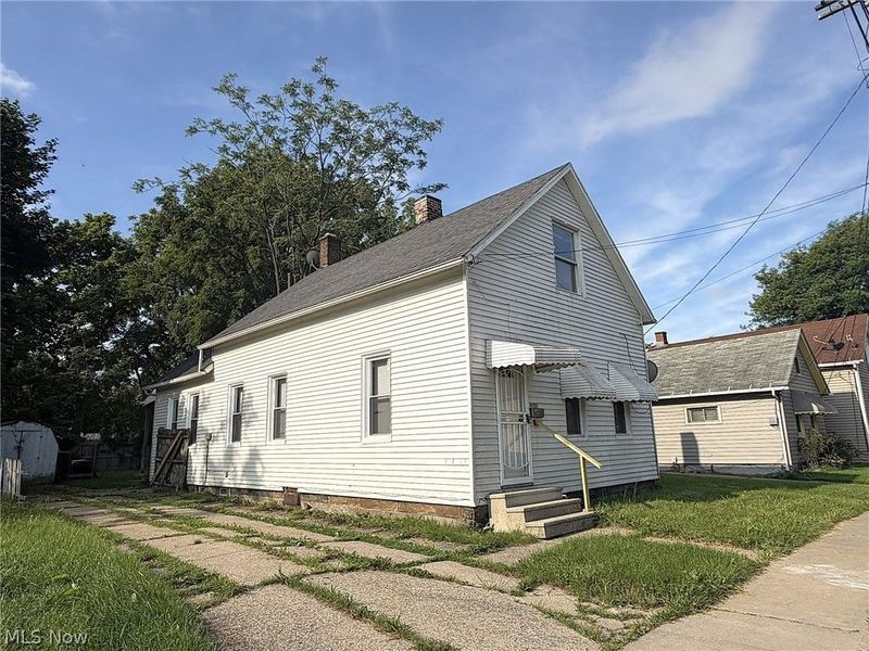 4501 Hyde Avenue, Cleveland, OH 44109 Photo 2