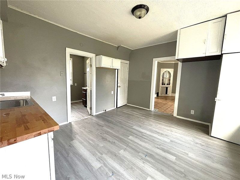 4501 Hyde Avenue, Cleveland, OH 44109 Photo 6