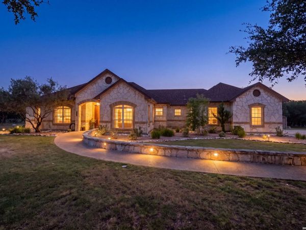 1195 Rio Brazos, Boerne, TX 78006