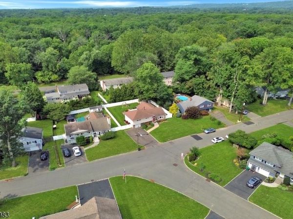 9 Brookdale Rd, Cranford, NJ 07016