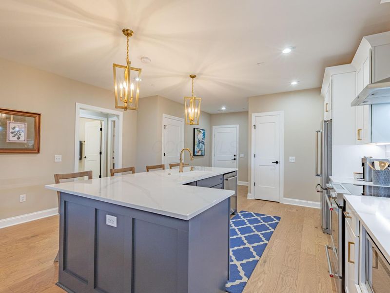 5211 Highpointe Lakes Drive , Unit 103, Westerville, OH 43081 Photo 3