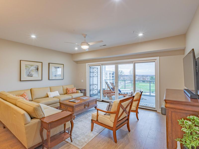 5211 Highpointe Lakes Drive , Unit 103, Westerville, OH 43081 Photo 7
