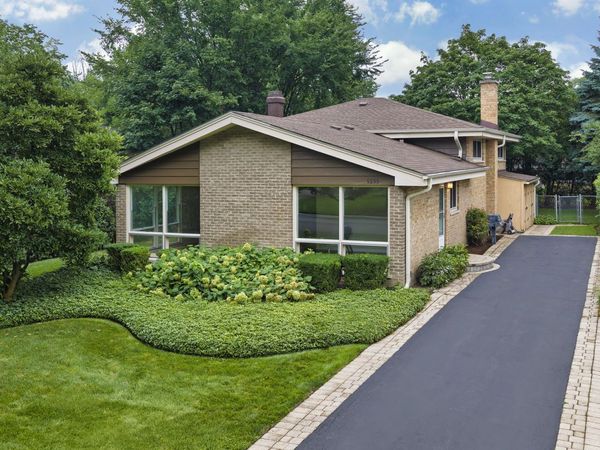 9255 Springfield Avenue, Evanston, IL 60203