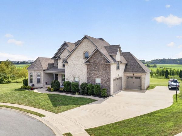 482 Archie Ct, Clarksville, TN 37043