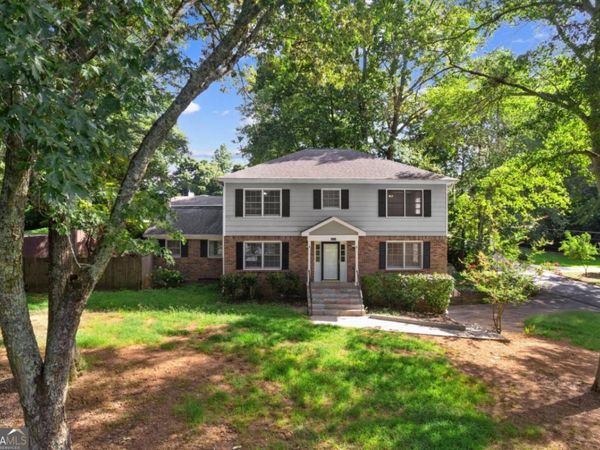 3722 Southgate Drive SW, Lilburn, GA 30047