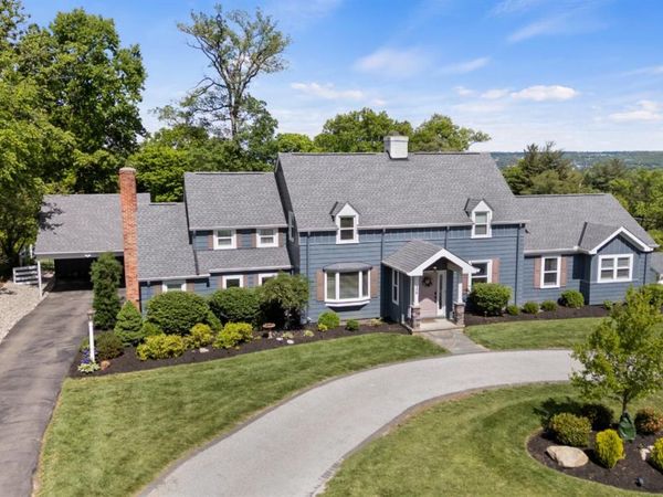 338 Compton Hills Drive, Wyoming, OH 45215