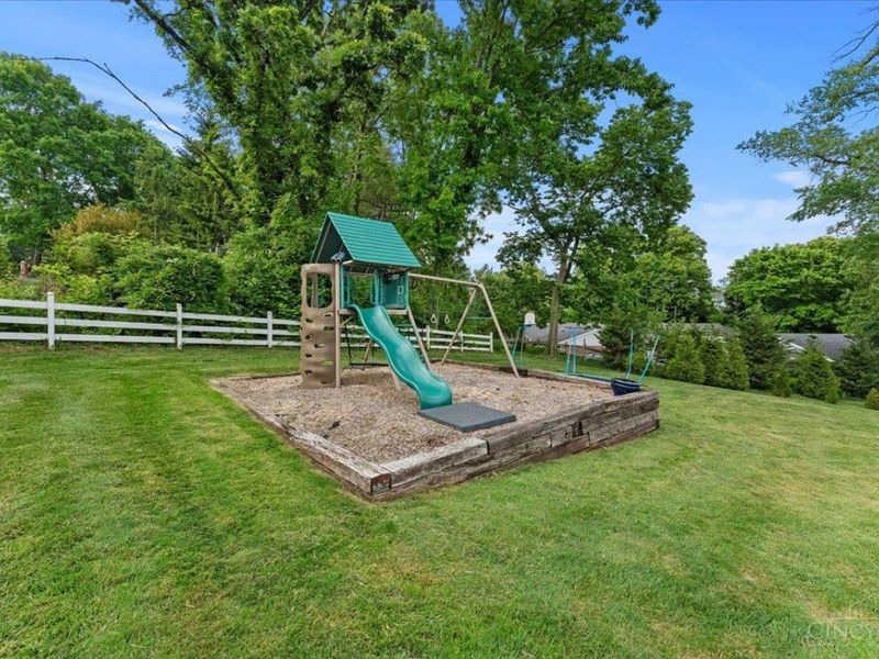 338 Compton Hills Drive, Wyoming, OH 45215 Photo 85