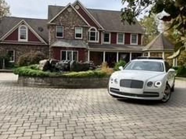 14 Stonewall Court, Warwick, NY 10990