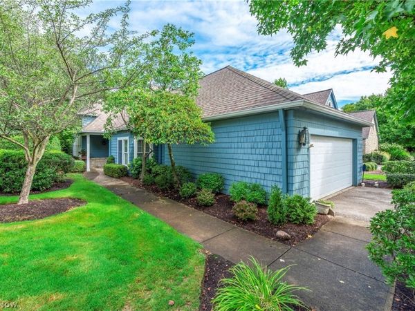 26 Haskell Drive , Bratenahl, OH 44108