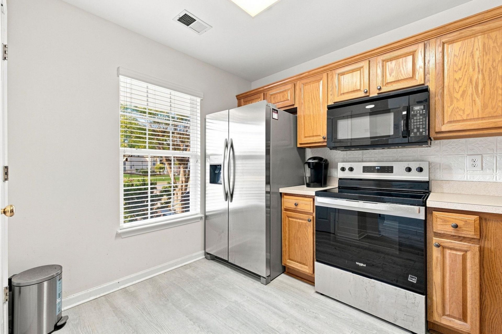 1282 Harvester Circle Photo 4