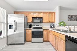 1282 Harvester Circle photo 4
