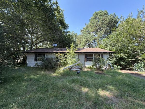 101 May Street , Bald Knob, AR 72010