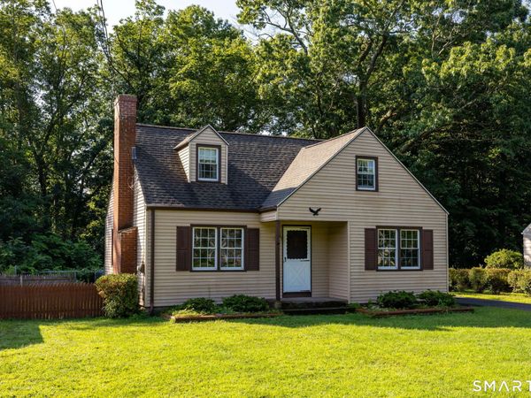 73 Circle, Windsor Locks, CT 06096