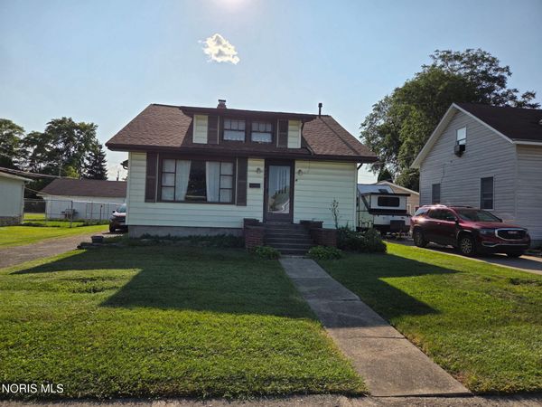 512 Harrison Street , Port Clinton, OH 43452