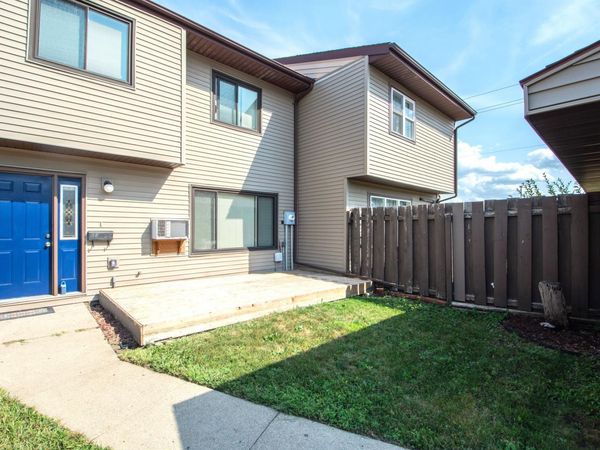 2231 32nd Avenue S, Fargo, ND 58103