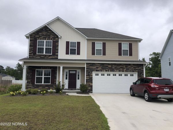209 Legacy Lane , Newport, NC 28570