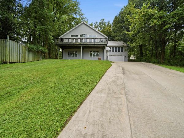 447 PLEASANT VIEW Circle, Dahinda, IL 61428