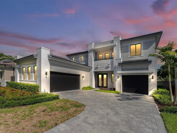 8283 SW 120th Ter , Miami, FL 33156