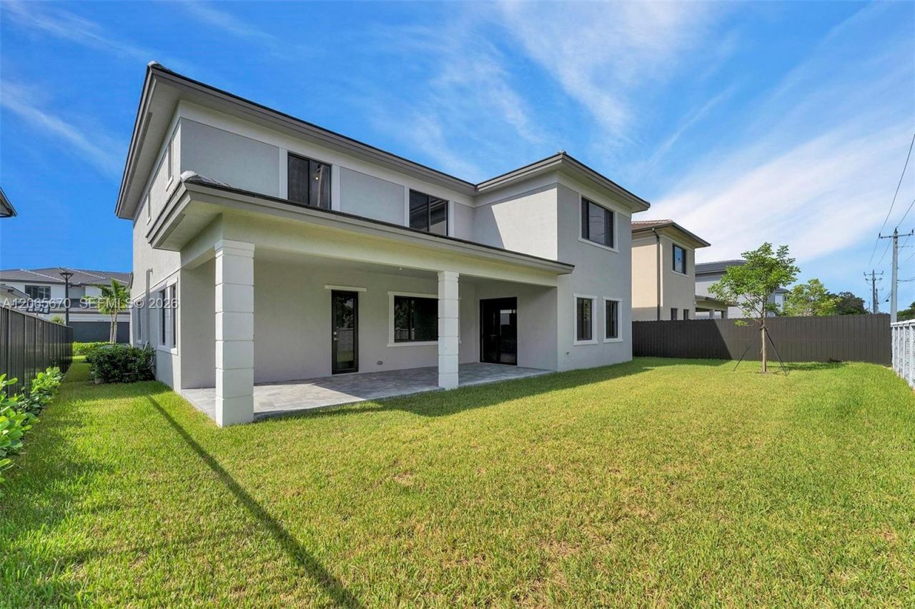 8283 SW 120th Ter , Miami, FL 33156 Photo