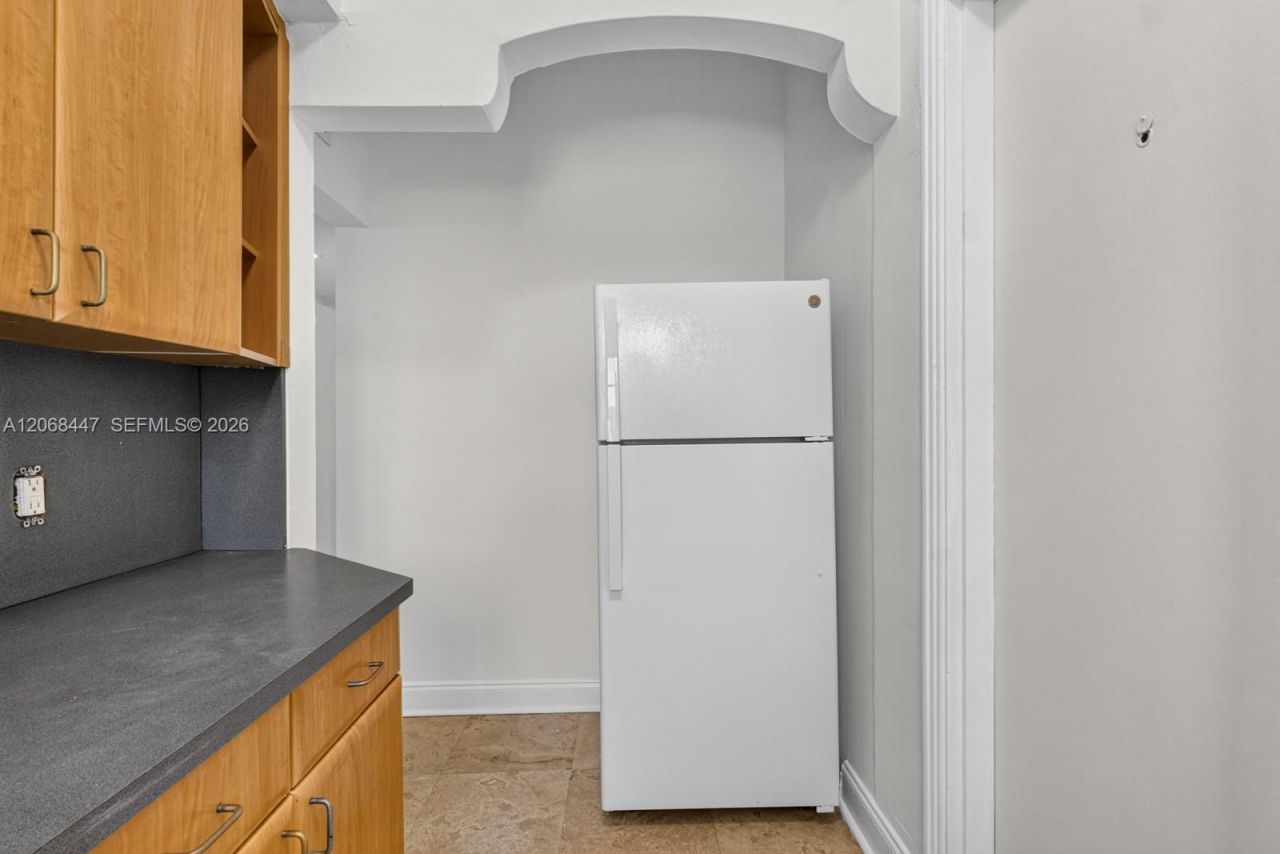 1341 Meridian Ave, Unit 202, Miami Beach, FL 33139 Photo