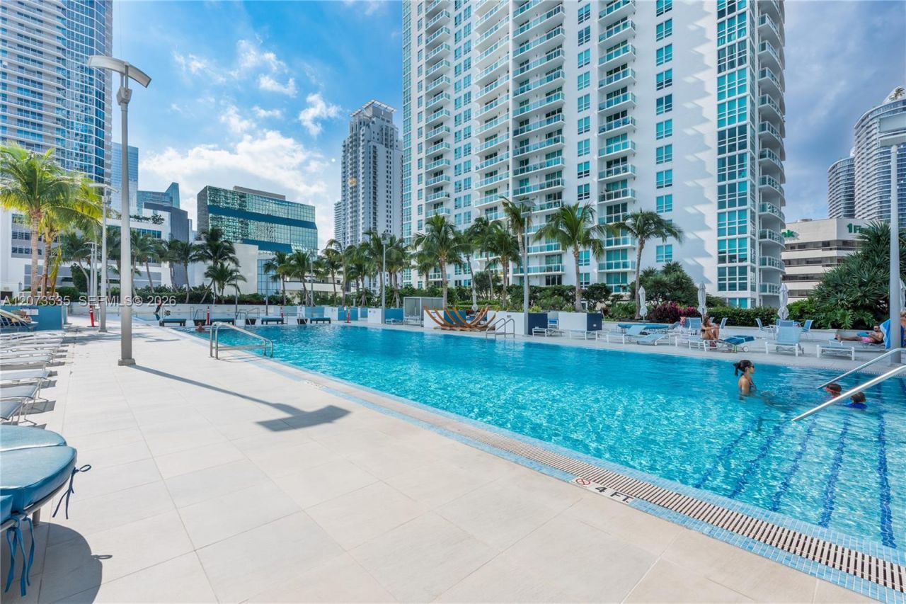 951 Brickell Ave , Unit 2709, Miami, FL 33131 Photo