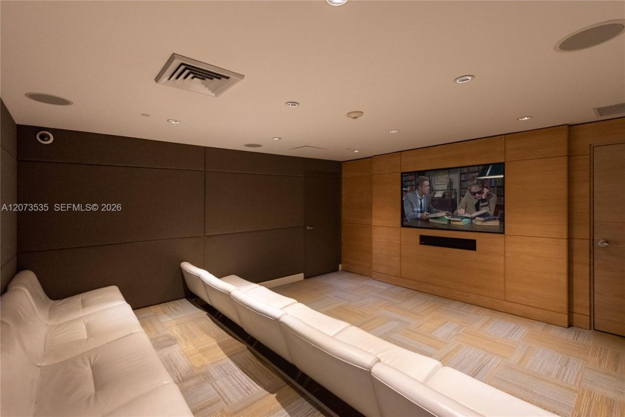 951 Brickell Ave , Unit 2709, Miami, FL 33131 Photo