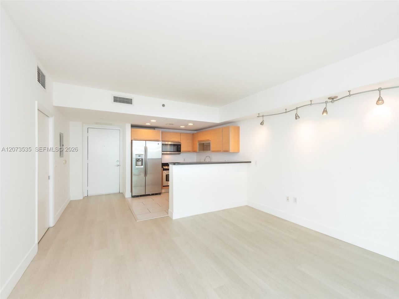 951 Brickell Ave, Unit 2709, Miami, FL 33131 Photo
