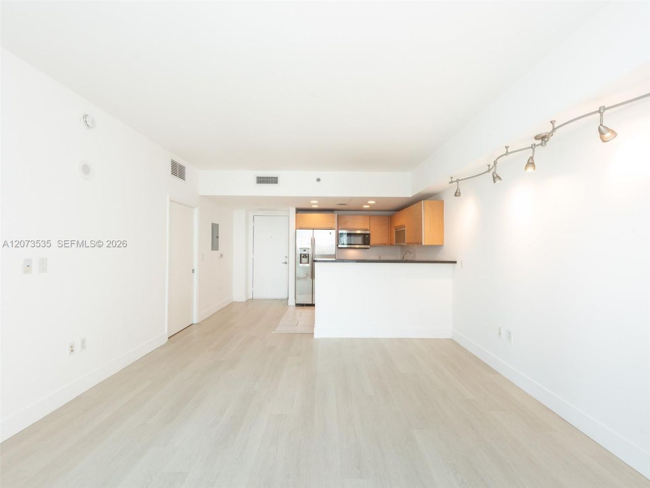 951 Brickell Ave, Unit 2709, Miami, FL 33131 Photo