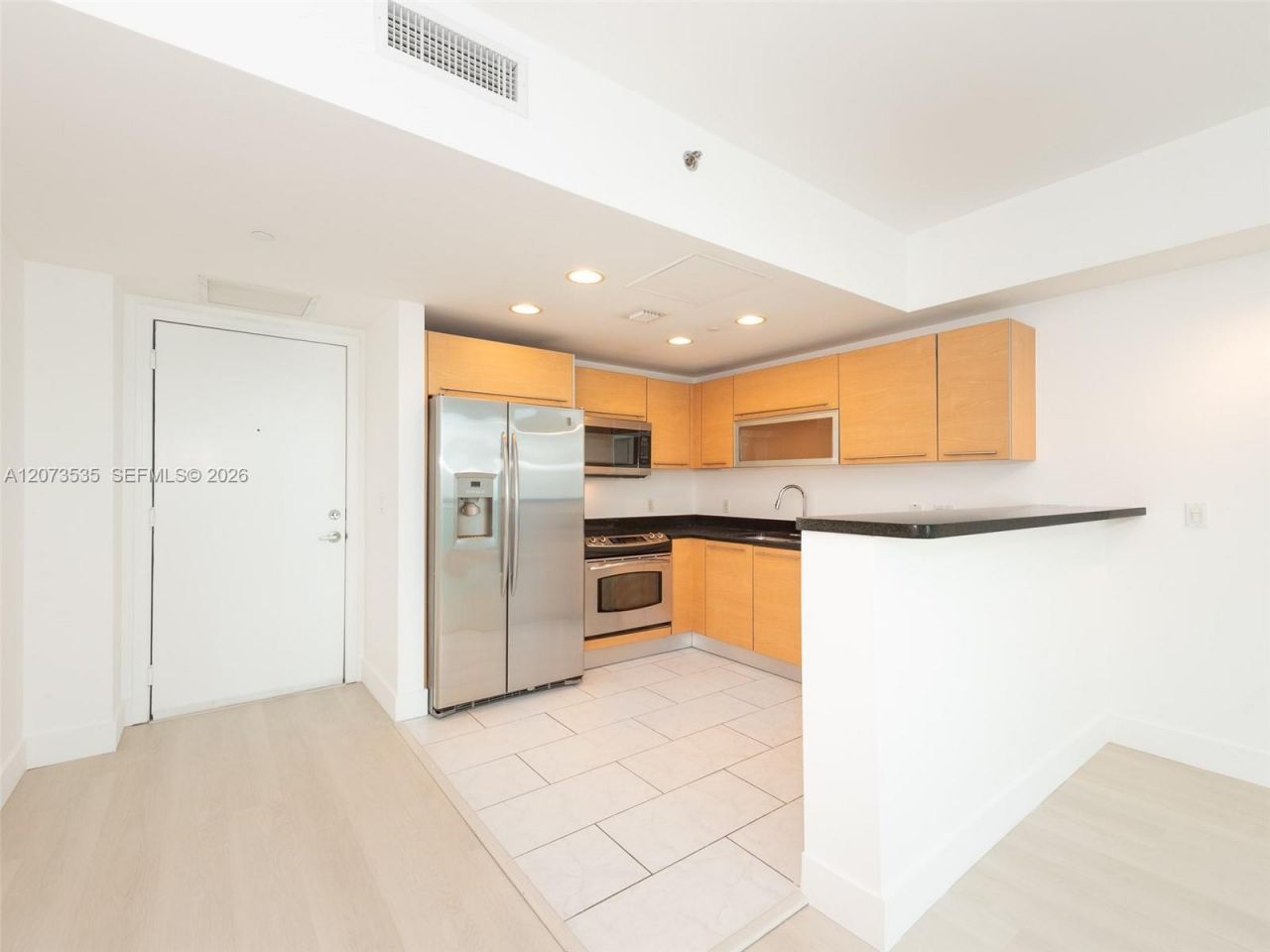 951 Brickell Ave, Unit 2709, Miami, FL 33131 Photo
