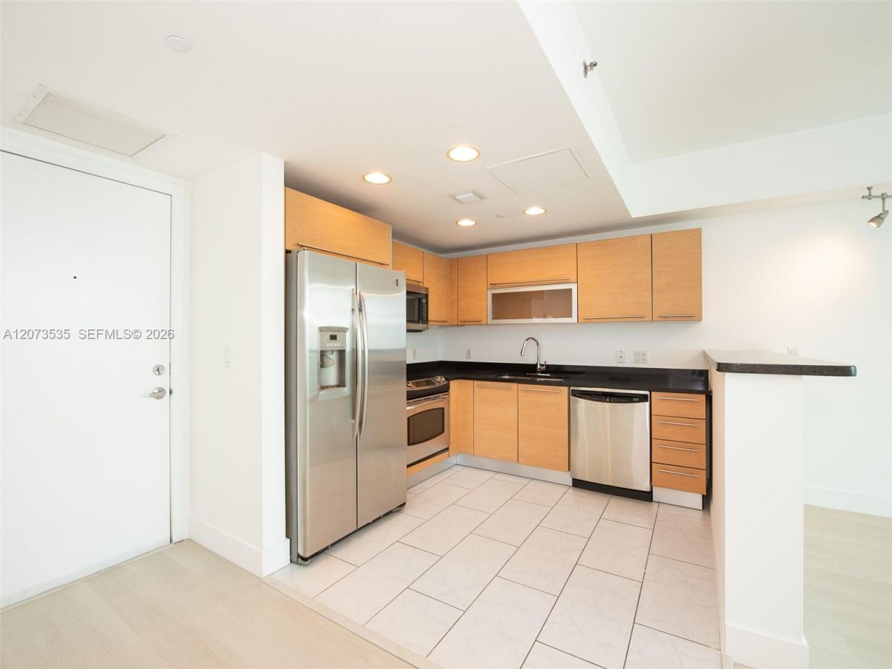 951 Brickell Ave, Unit 2709, Miami, FL 33131 Photo