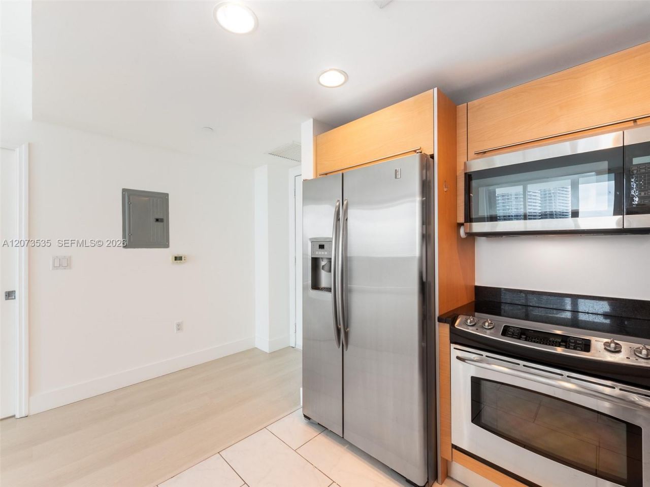 951 Brickell Ave, Unit 2709, Miami, FL 33131 Photo