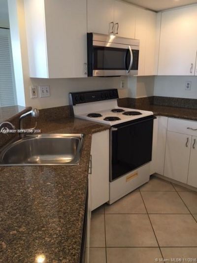 2351 Douglas Rd , Unit 909, Miami, FL 33145 Photo