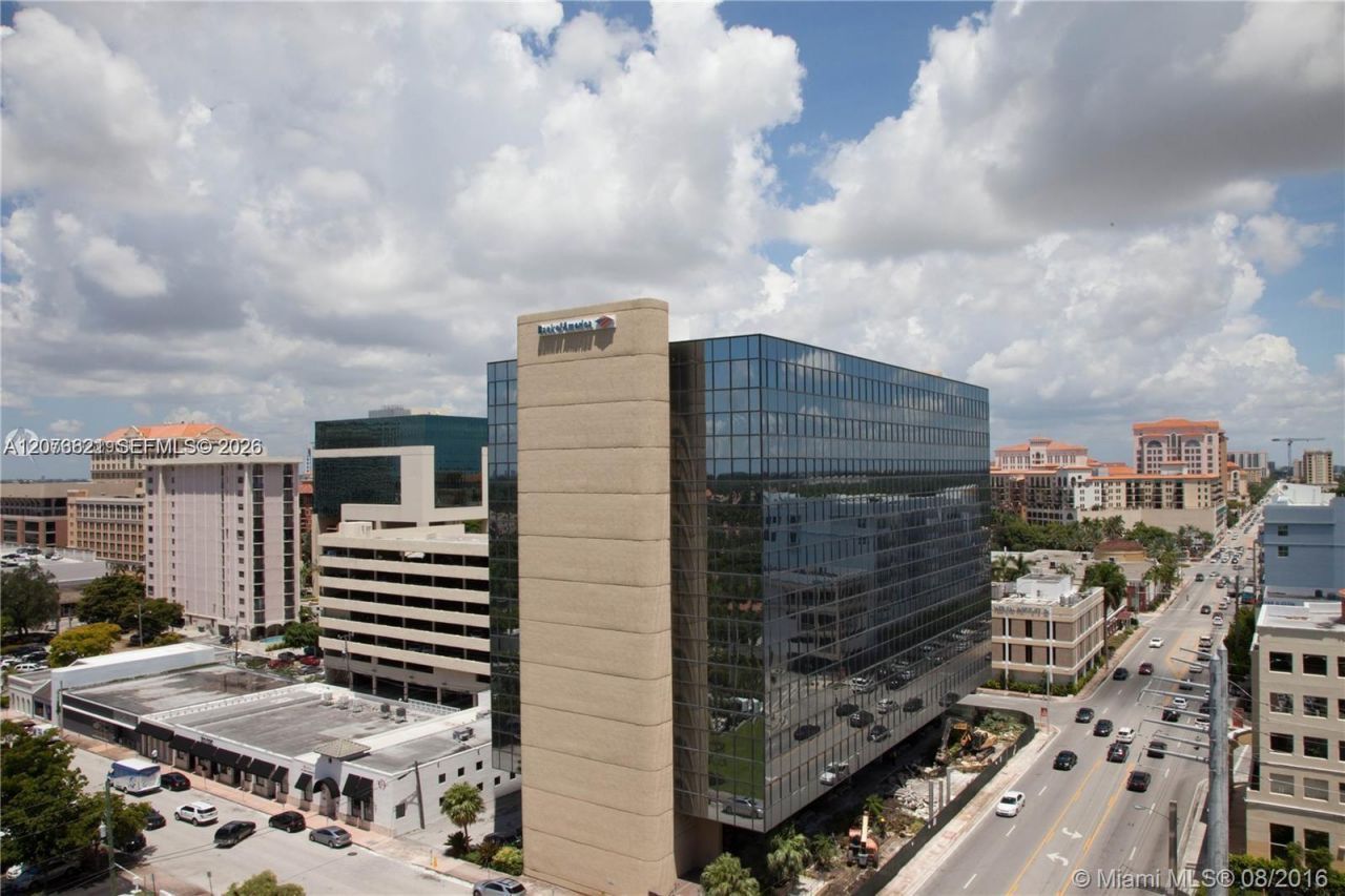 2351 Douglas Rd , Unit 909, Miami, FL 33145 Photo