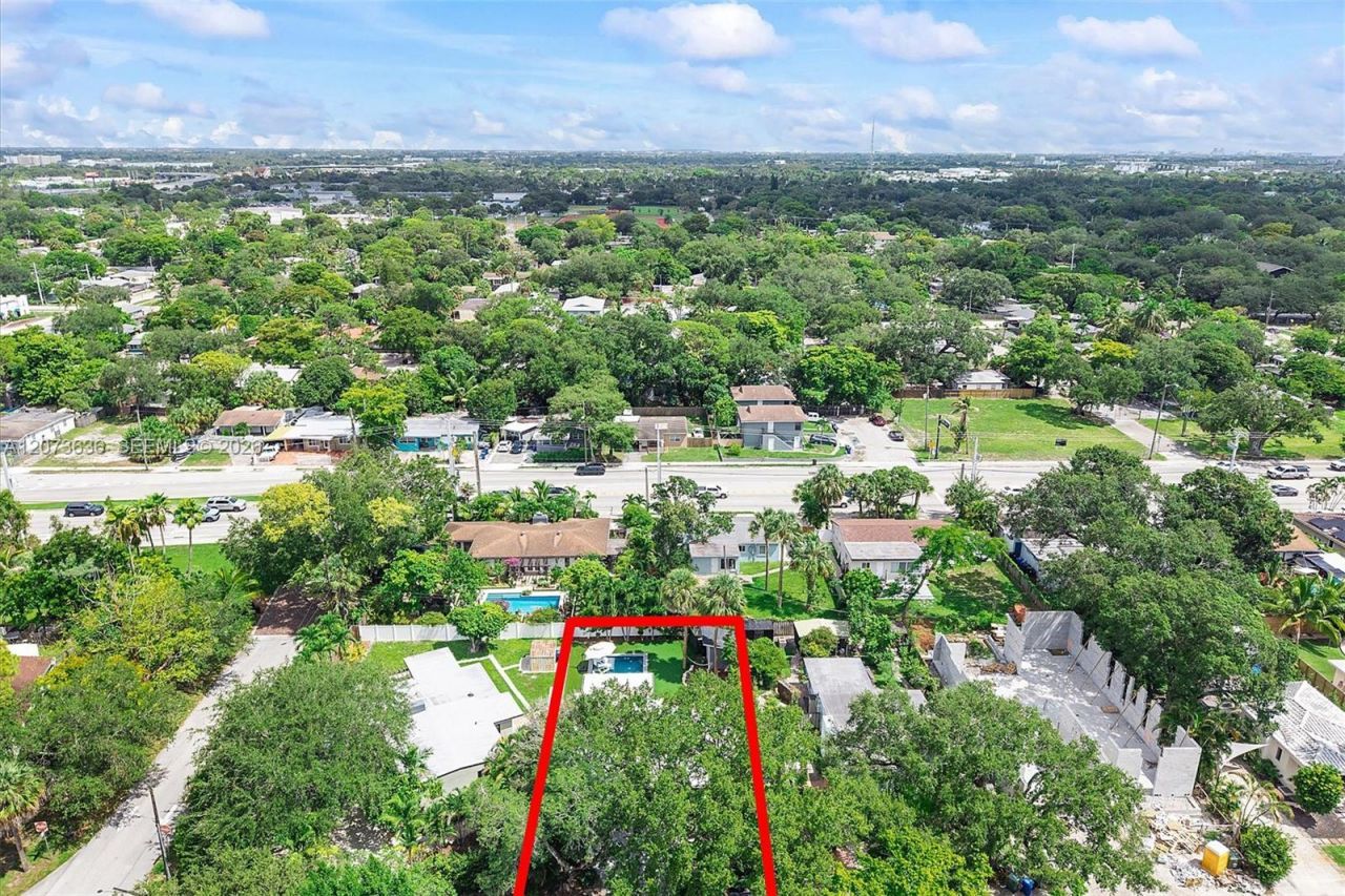 1609 SW 12th Ct , Fort Lauderdale, FL 33312 Photo
