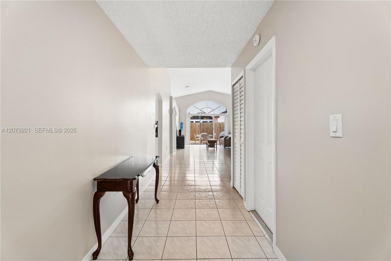 15840 SW 85th St, Miami, FL 33193 Photo