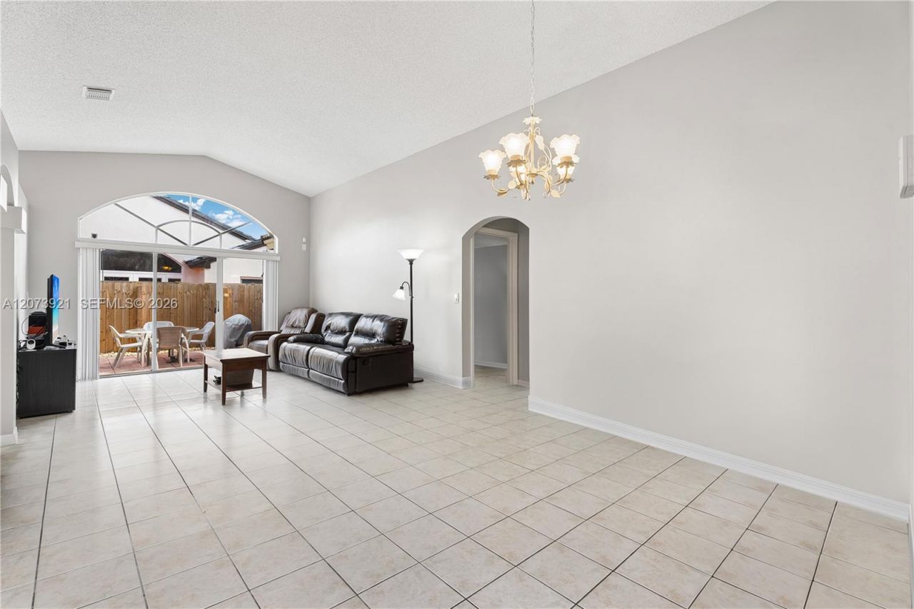 15840 SW 85th St, Miami, FL 33193 Photo