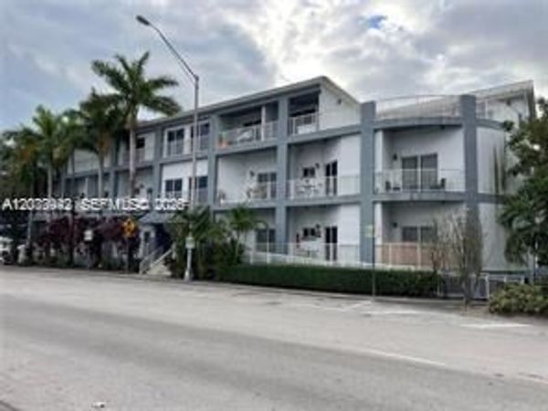 2734 Bird Ave , Unit 114, Miami, FL 33133