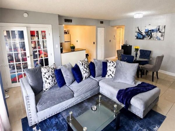 4240 NW 21st St , Unit 130, Lauderhill, FL 33313