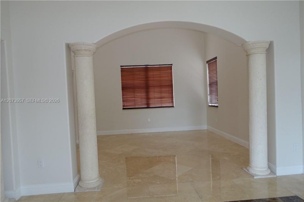 18125 NW 89th Ct , Hialeah, FL 33018 Photo