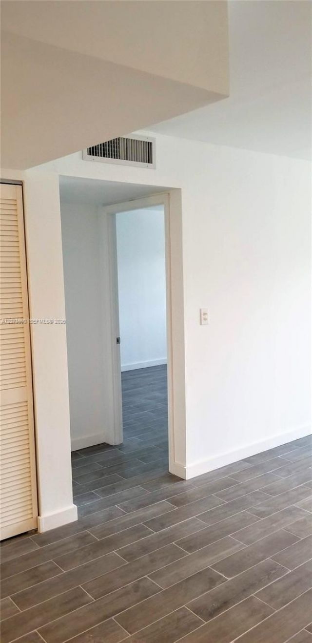 15205 NE 6th Ave , Unit D204, Miami, FL 33162 Photo