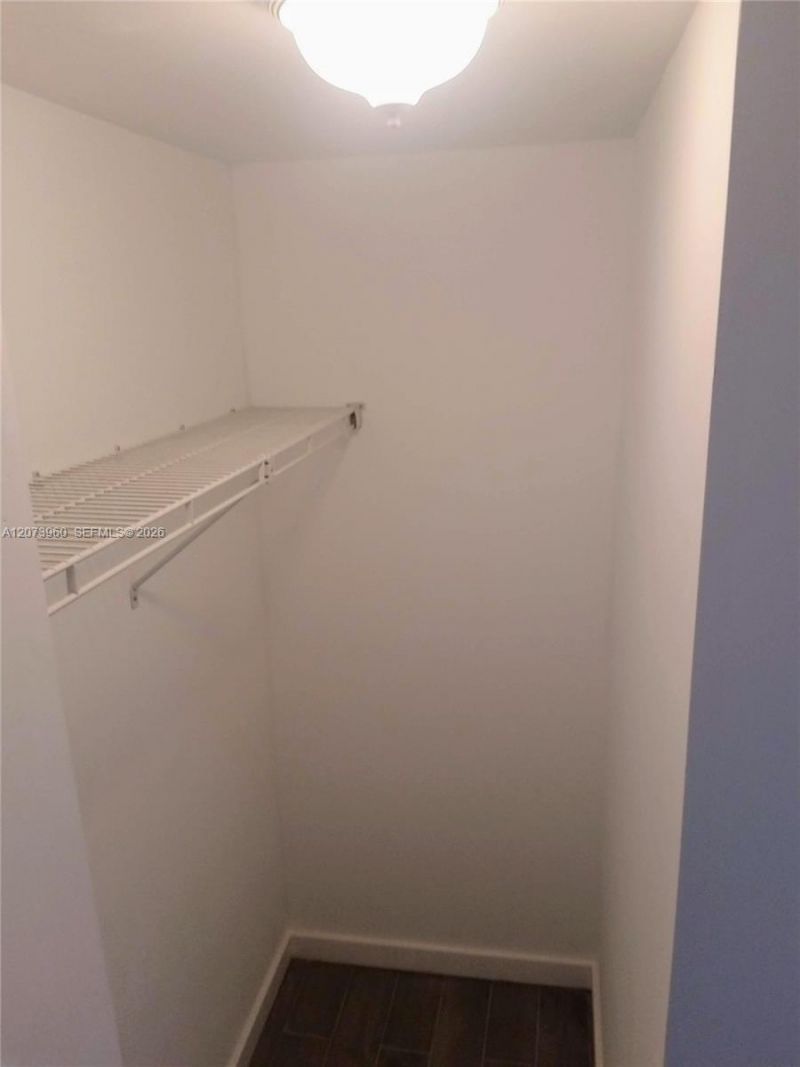 15205 NE 6th Ave , Unit D204, Miami, FL 33162 Photo