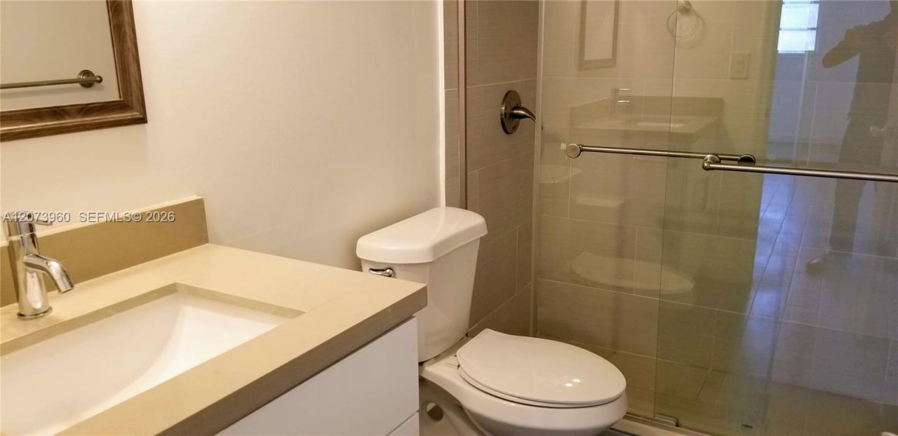 15205 NE 6th Ave , Unit D204, Miami, FL 33162 Photo