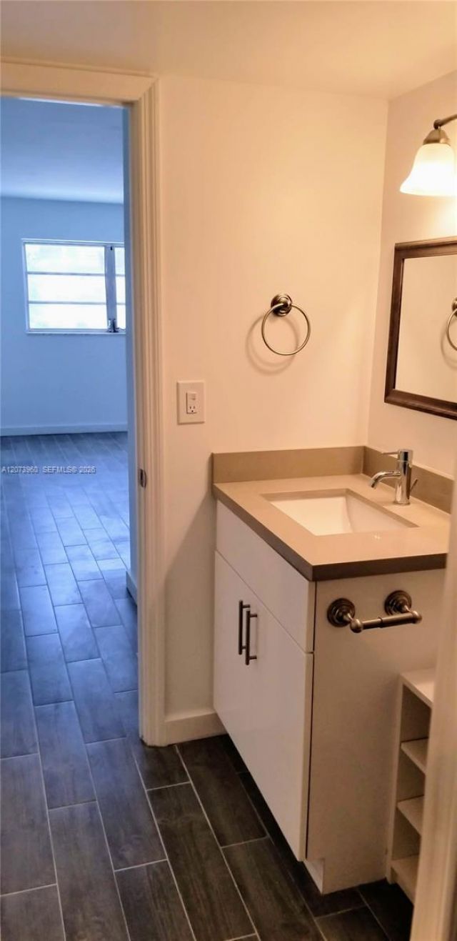 15205 NE 6th Ave , Unit D204, Miami, FL 33162 Photo