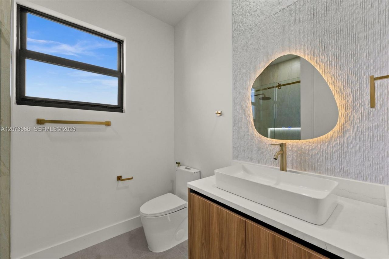 1212 NW 33rd Pl, Cape Coral, FL 33993 Photo