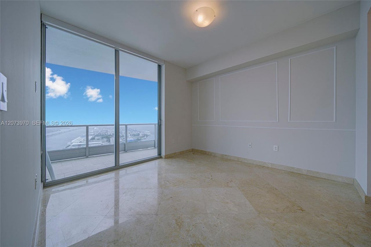 900 Biscayne Blvd , Unit 5203, Miami, FL 33132 Photo
