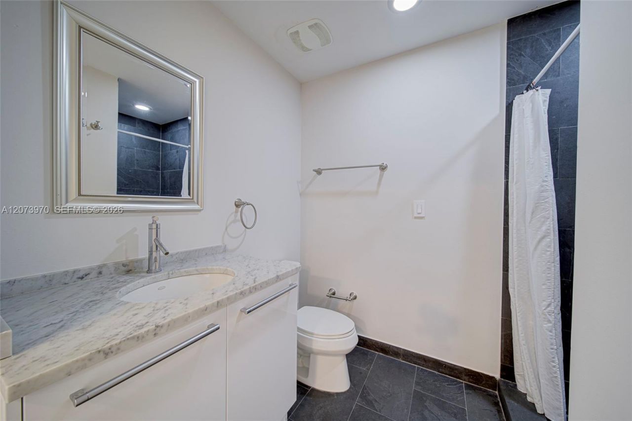 900 Biscayne Blvd , Unit 5203, Miami, FL 33132 Photo