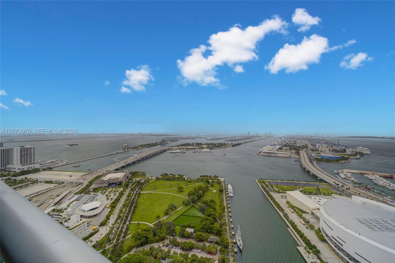 900 Biscayne Blvd , Unit 5203, Miami, FL 33132 Photo